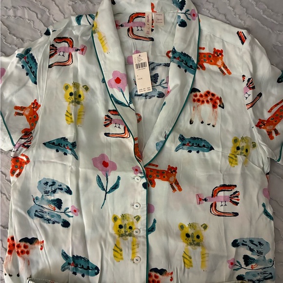 By Anthropologie Silky Patterned Pyjama Top & Bottom Set Cute Animal Print M NWT - Picture 5 of 10